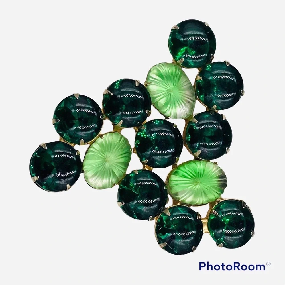 Vintage Green Glass Cabochon and Molded Glass Brooch
